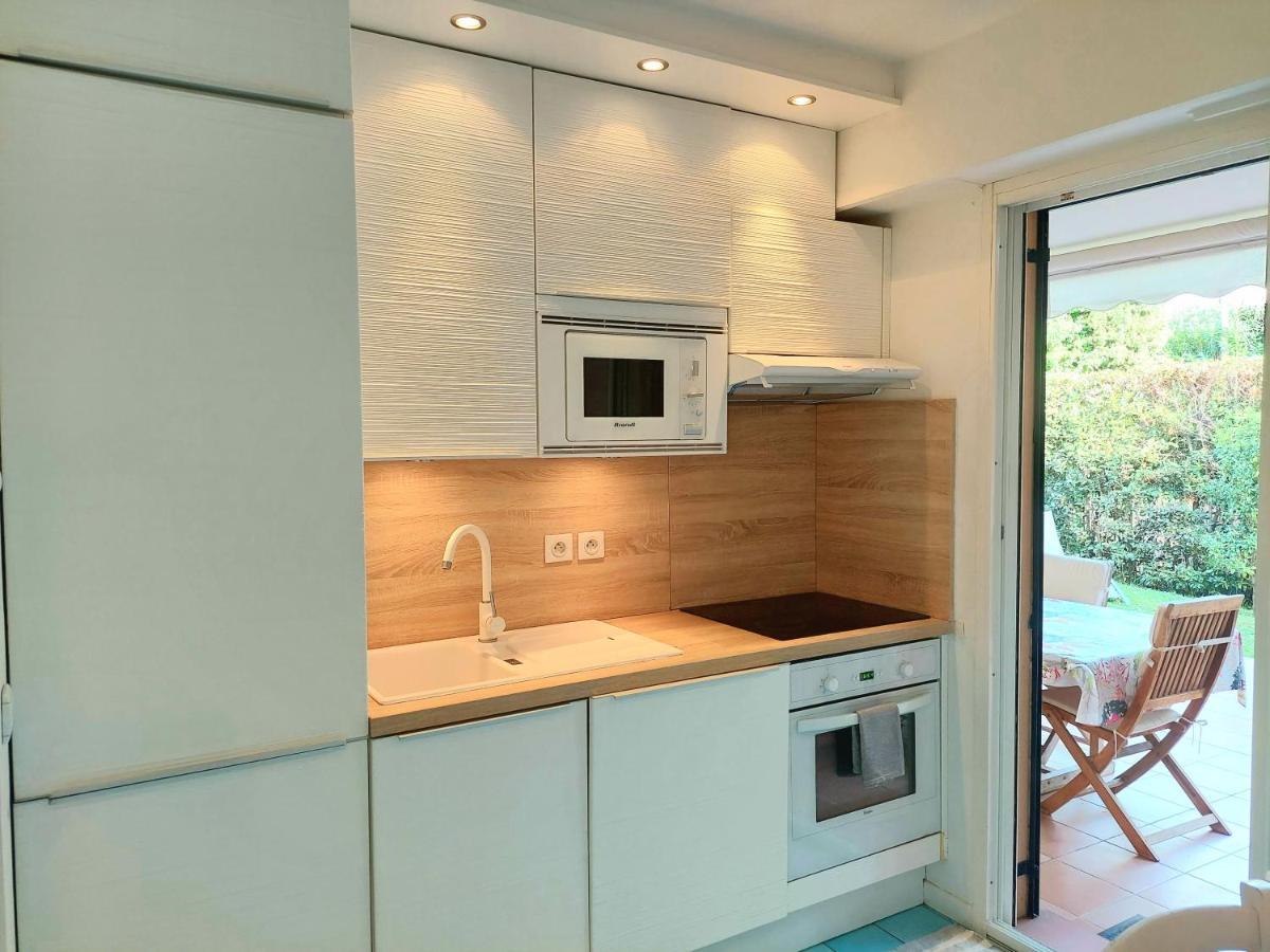Plage La Salis 3 Chambres, Jardin - 3 Bedrooms Antibes Exteriér fotografie